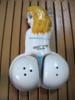 Butt Cheeks Salt and Pepper Shakers