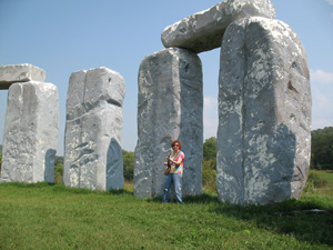 Banjo playing at Foamhenge